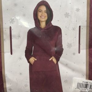 Cozy Plush Sleep Lounger, Pajamas